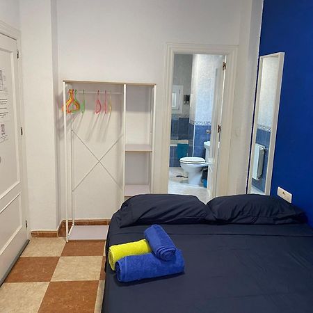 Oh! My Hostel Granada Ngoại thất bức ảnh